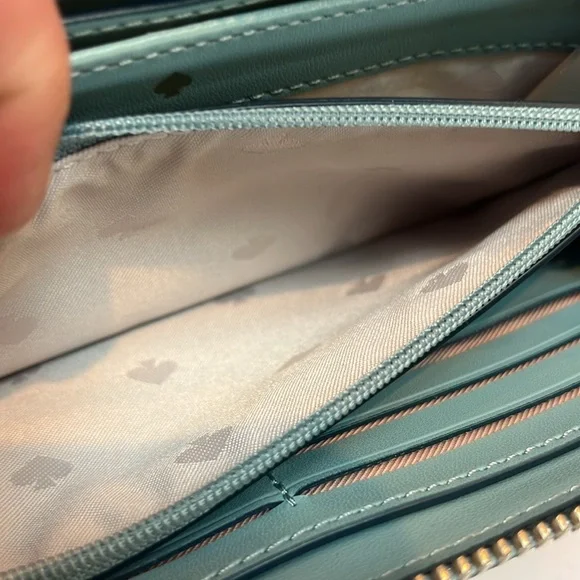 Kate Spade: Cameron Large Continental Wallet - Picture 9 of 9